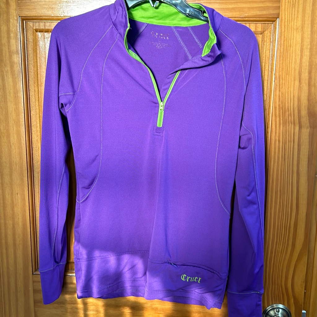 Cruel Pullover